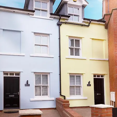 Beautifully Furnished 4-Bed Townhouse On South Cliff Villa Scarborough Exterior photo