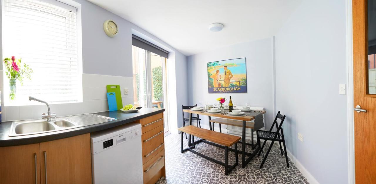 Beautifully Furnished 4-bed Townhouse On South Cliff Scarborough
